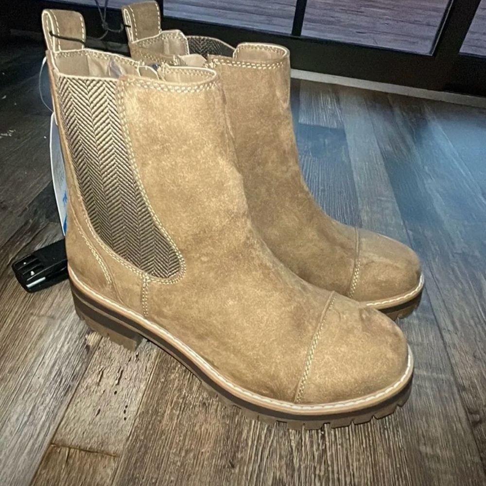 SOLD